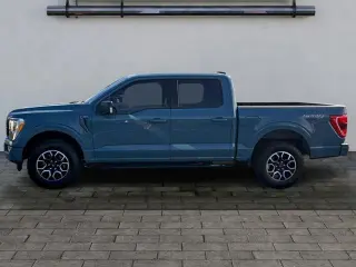 Ford F-150 2023 4x4 XLT 4p SuperCrew 5.5 ft. CB