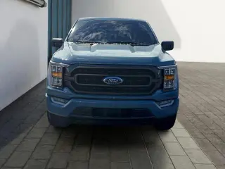 Ford F-150 2023 4x4 XLT 4p SuperCrew 5.5 ft. CB