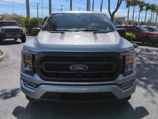 Ford F-150 2023 4x4 XLT 4p SuperCrew 5.5 ft. CB