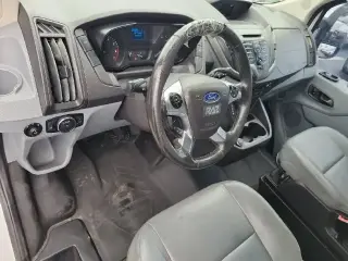 Ford Transit 2017 350 HD 4dr LWB Tech High Tech con Tech con techo alto y puertas laterales dobles corredizas y GVWR de 9950 lb.