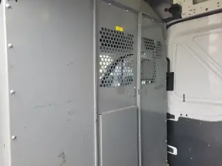 Ford Transit 2017 350 HD 4dr LWB Tech High Tech con Tech con techo alto y puertas laterales dobles corredizas y GVWR de 9950 lb.