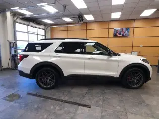 Ford Explorer 2025 AWD ST-Line 4dr SUV