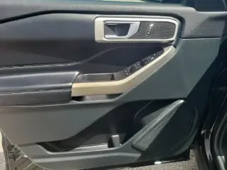 Ford Explorer 2023 XLT 4dr SUV