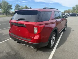 Ford Explorer 2023 AWD XLT SUV 4p