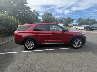 Ford Explorer 2023 AWD XLT SUV 4p