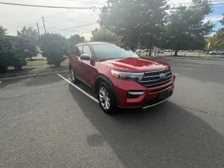 Ford Explorer 2023 AWD XLT SUV 4p