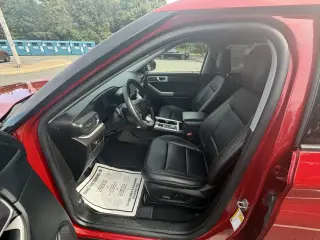 Ford Explorer 2023 AWD XLT SUV 4p
