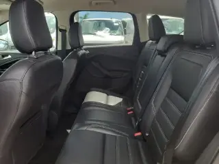 Ford Escape 2019 AWD Titanium 4p SUV