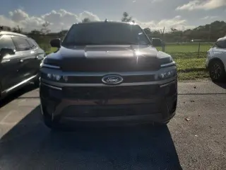 Ford Expedition 2024 4x2 XLT 4dr SUV