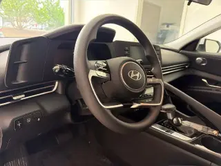Hyundai ELANTRA Hybrid 2025 Azul Sedán 4 puertas