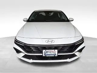 Hyundai ELANTRA Hybrid 2025 Azul Sedán 4 puertas