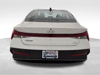 Hyundai ELANTRA Hybrid 2025 Azul Sedán 4 puertas