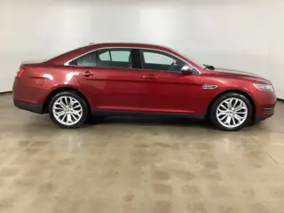Ford Taurus 2015 Limited 4dr Sedan