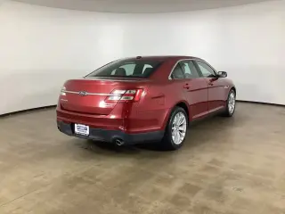 Ford Taurus 2015 Limited 4dr Sedan