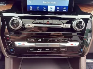 Ford Explorer 2022 AWD King Ranch 4dr SUV