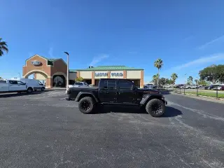 Jeep Gladiator 2021 4x4 Mojave 4dr Crew Cab 5.0 ft. SB