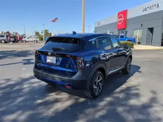 Nissan Kicks 2025 SV 4dr Crossover
