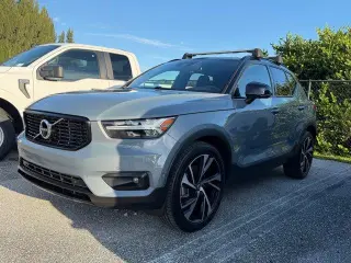 Volvo XC40 2021 AWD T5 R-Design 4dr SUV