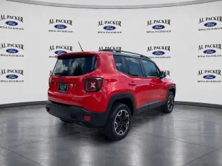 Jeep Renegade 2017 4x4 Trailhawk 4dr SUV