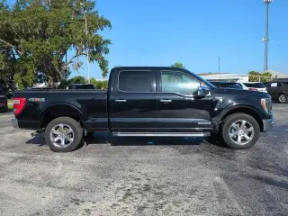 Ford F-150 2023 4x4 Lariat 4dr SuperCrew 6.5 ft. SB