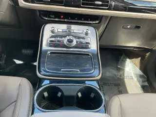 Lincoln Nautilus 2022 Standard 4dr SUV