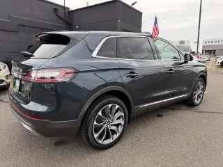 Lincoln Nautilus 2023 AWD Reserve 4dr SUV