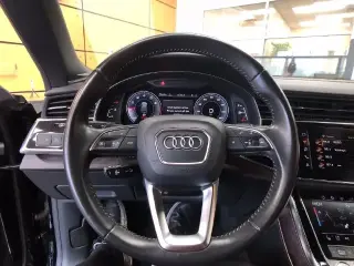 Audi Q8 2019 AWD quattro Premium Plus 55 TFSI 4dr SUV