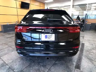 Audi Q8 2019 AWD quattro Premium Plus 55 TFSI 4dr SUV