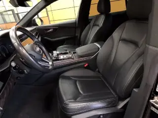 Audi Q8 2019 AWD quattro Premium Plus 55 TFSI 4dr SUV