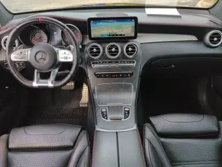 Mercedes-Benz GLC 2021 con tracción en las cuatro ruedas AWD AMG GLC 43 4MATIC de cuatro puertas SUV