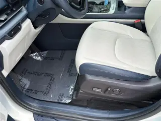 Carnaval Kia 2025 EX 4dr Mini-Van