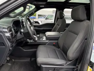 Ford F-150 2023 4x4 XLT 4dr SuperCrew con cabina de 6.5 pies de largo SB
