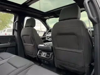Ford F-150 2023 4x4 XLT 4dr SuperCrew con cabina de 6.5 pies de largo SB