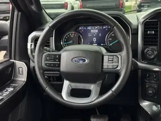 Ford F-150 2023 4x4 XLT 4dr SuperCrew con cabina de 6.5 pies de largo SB