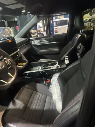 Ford Explorer 2025 ST-Line 4x4 SUV