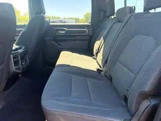 Ram 1500 2019 4x4 Big Horn 4dr Crew Cab 5.6 ft. SB Pickup