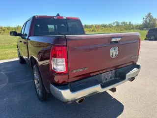 Ram 1500 2019 4x4 Big Horn 4dr Crew Cab 5.6 ft. SB Pickup