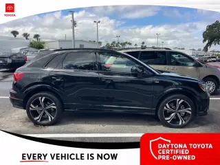 Audi Q3 2024 AWD quattro S line Premium Plus 45 TFSI 4dr SUV