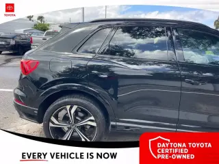 Audi Q3 2024 AWD quattro S line Premium Plus 45 TFSI 4dr SUV