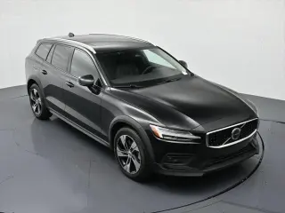 Volvo V60 Cross Country 2024 AWD B5 Plus 4dr Wagon