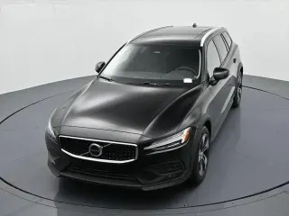 Volvo V60 Cross Country 2024 AWD B5 Plus 4dr Wagon