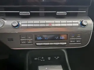 Hóyundai KONA 2025 AWD SEL 4dr Crossover