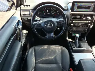 Lexus GX 460 2022 Tracción tổng quát AWD SUV 4 puertas