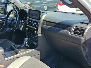 Lexus GX 460 2022 Tracción tổng quát AWD SUV 4 puertas