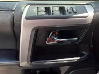 Toyota 4Runner 2020 4x4 SR5 4dr SUV