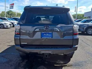 Toyota 4Runner 2020 4x4 SR5 4dr SUV