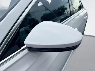 Audi A6 2024 AWD quattro Premium Plus 45 TFSI 4dr Sedán