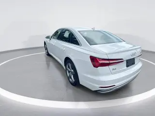 Audi A6 2024 AWD quattro Premium Plus 45 TFSI 4dr Sedán