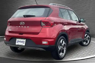 Vehículo Hyundai VENUE 2025 SEL, 4 puertas, Crossover