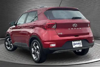Vehículo Hyundai VENUE 2025 SEL, 4 puertas, Crossover
